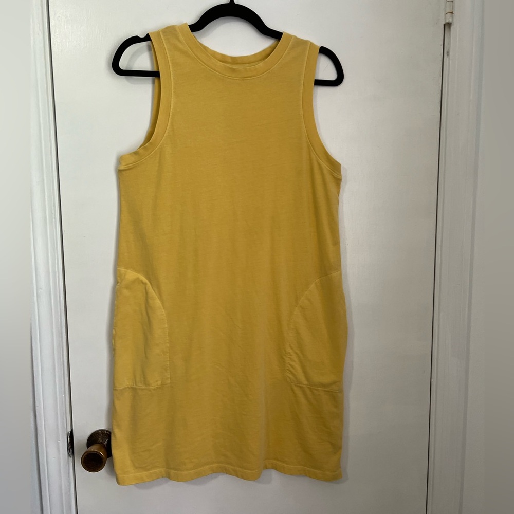 Old Navy / Mustard Yellow T-shirt Dress with pockets / Size Medium